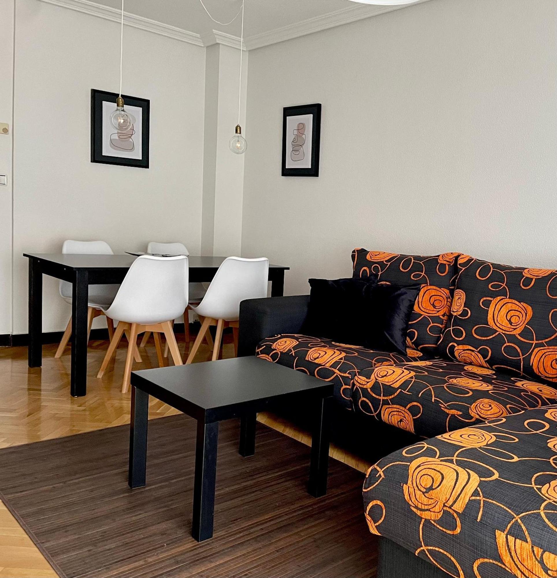 דירות סלאמנקה Vivienda Con Parking Incluido - Zona Van Dyck מראה חיצוני תמונה
